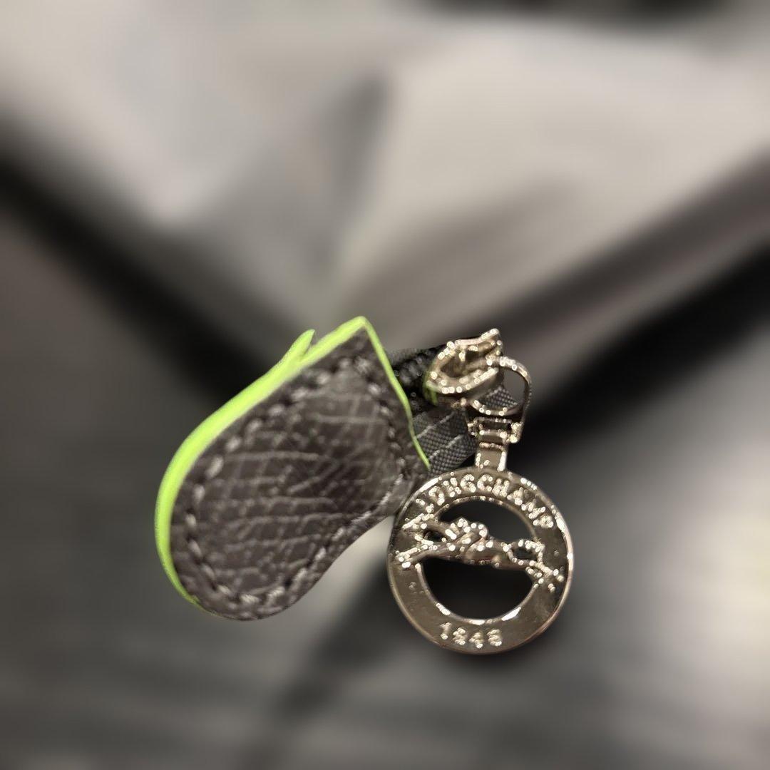 美品【LONGCHAMP 】ロンシャン 折り畳みリュック　グレー