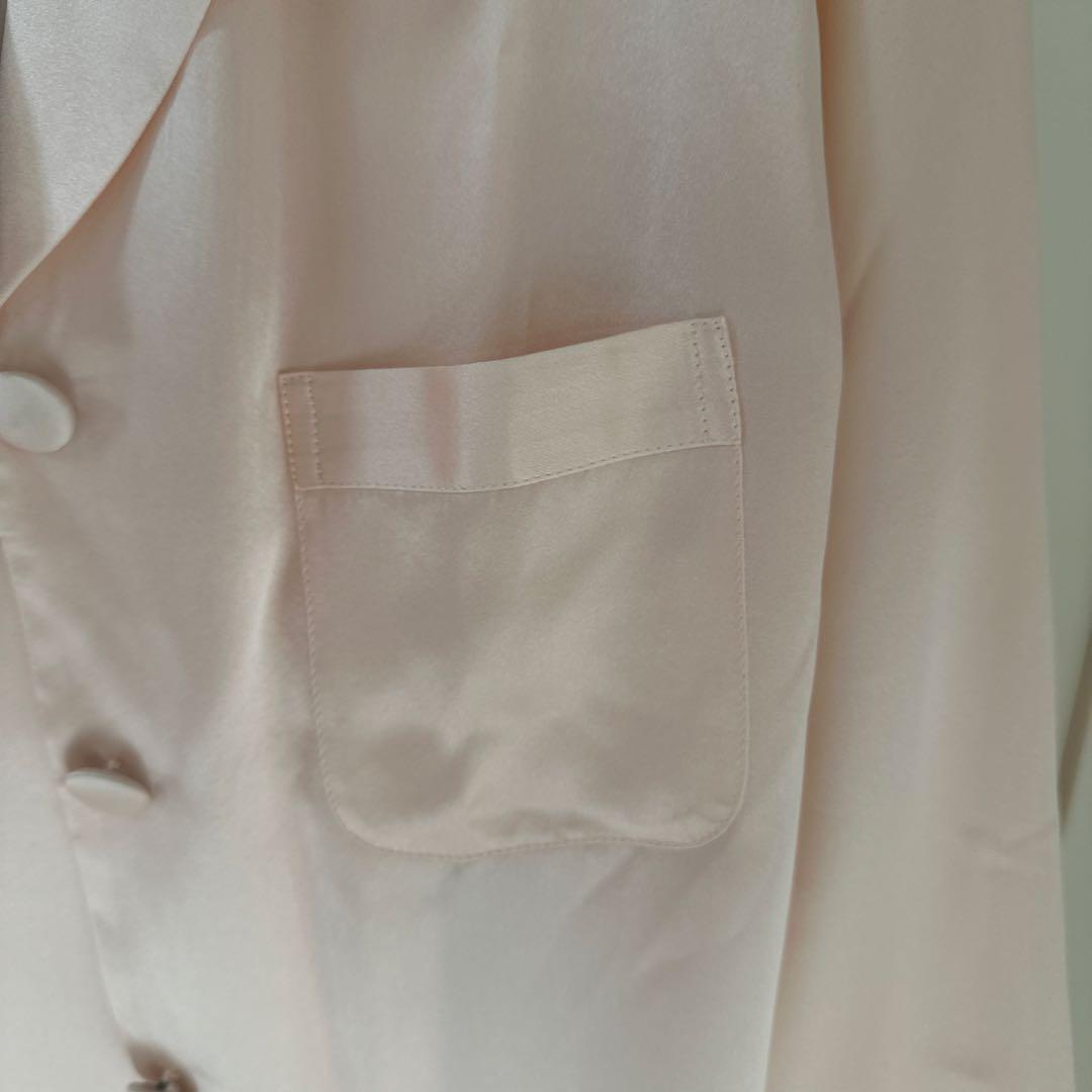 LILY SILK パジャマ　シルク100% 絹100% 長袖　淡いピンク　上下