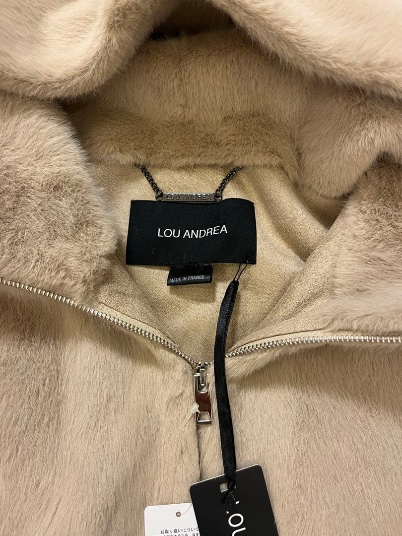 新品　ウィムガゼット「LOUANDREA」別注フェイクムートンコート