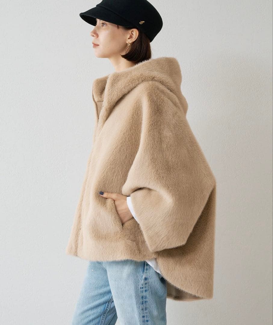 新品　ウィムガゼット「LOUANDREA」別注フェイクムートンコート