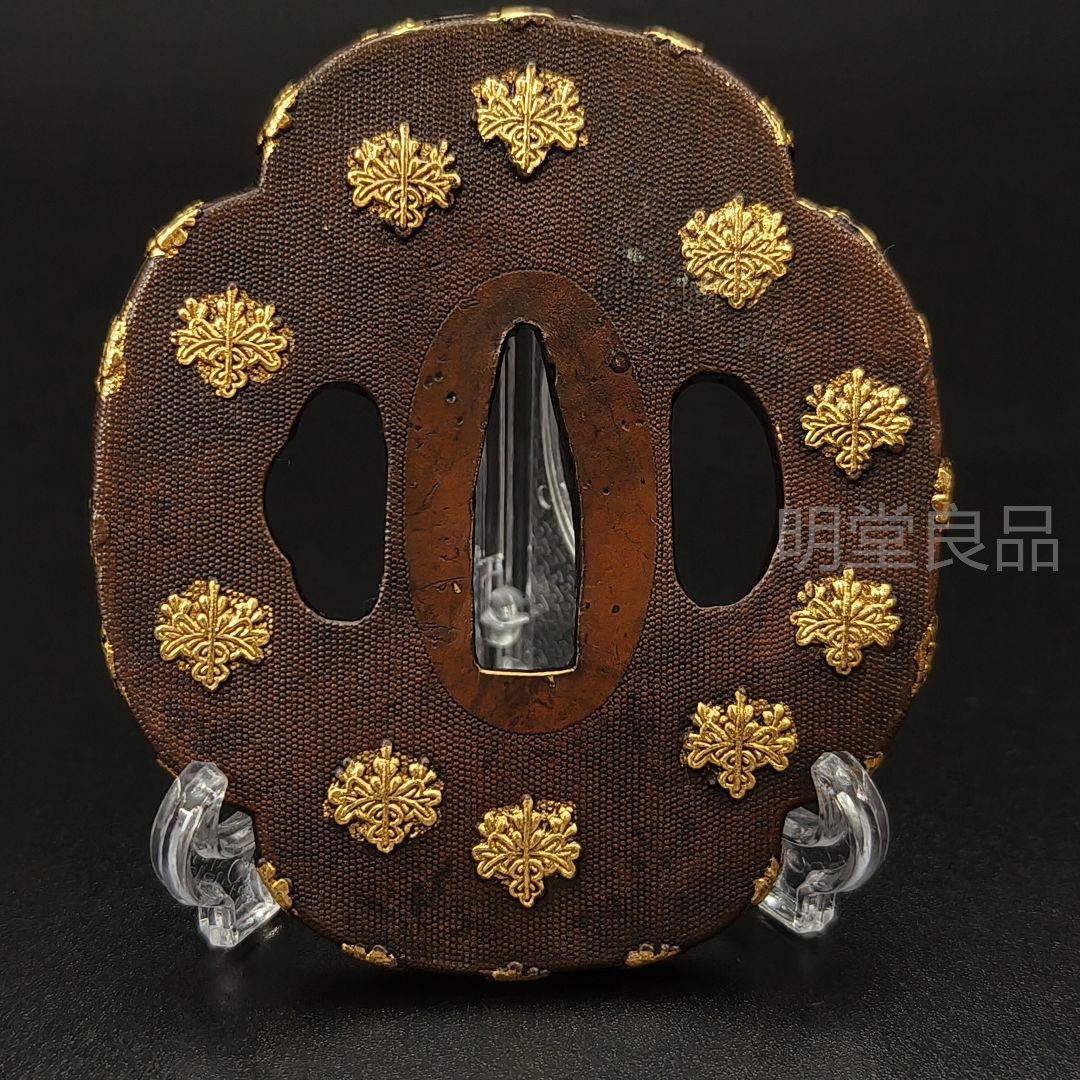 刀鍔　家紋図　五三の桐　日本刀装具　銅地　細工　絵金銀　刀剣美術　武道具