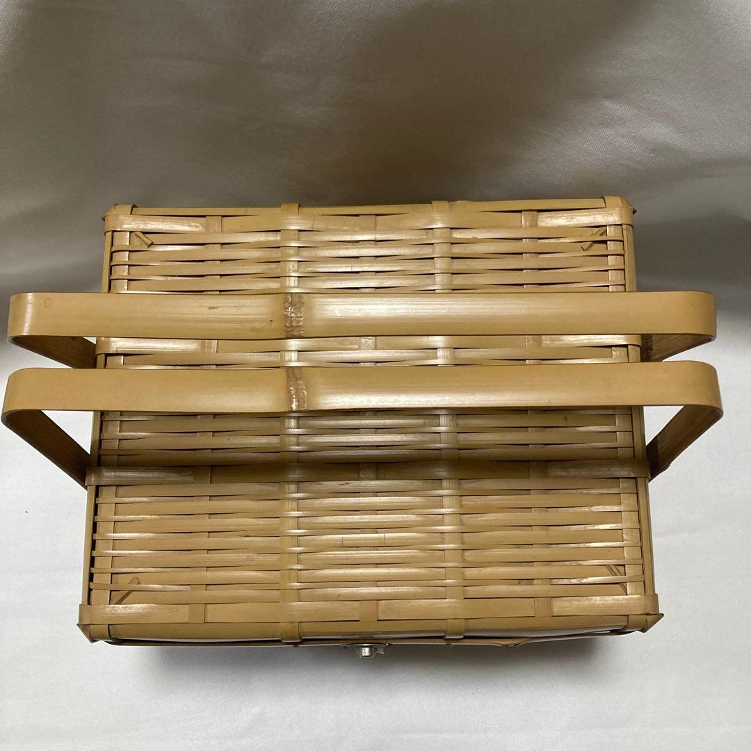 竹籠　バスケット　蓋・持ち手付き