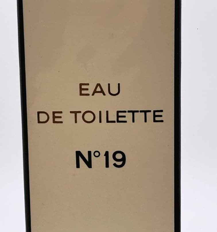 CHANEL シャネル 香水 No19 オードトワレ フレグランス 100ml