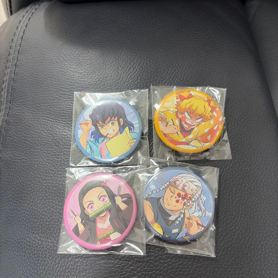 C102 鬼滅の刃 遊郭編 関係者記念本 同梱特典 缶バッジ - メルカリ