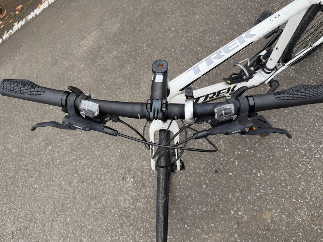 TREK FX3 ホワイト