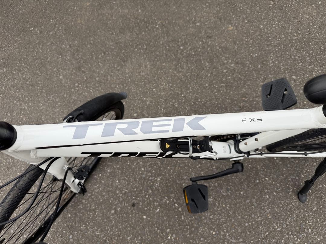 TREK FX3 ホワイト