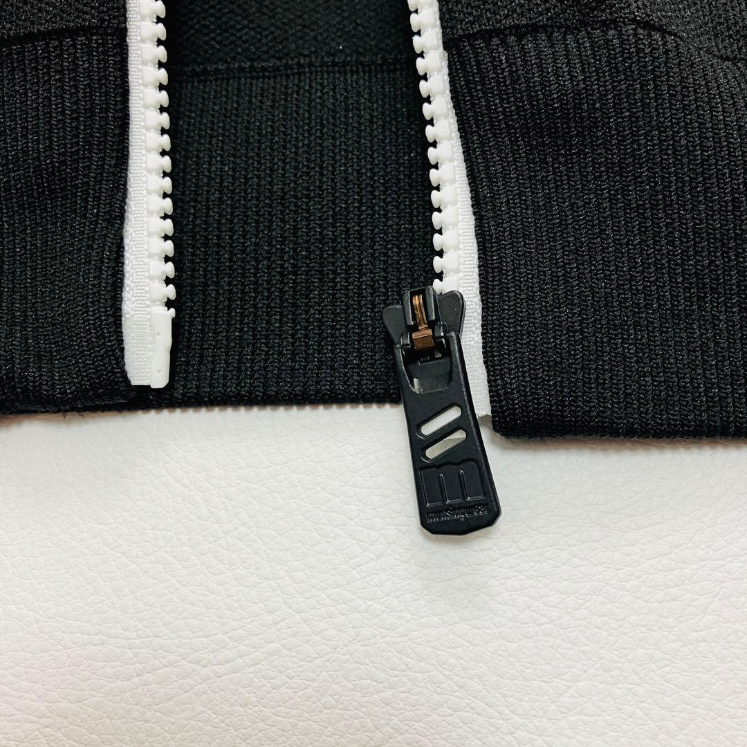 【超希少サイズ　美品】　近年　マンシングウェア　デサント製　ゴルフ　LL 黒