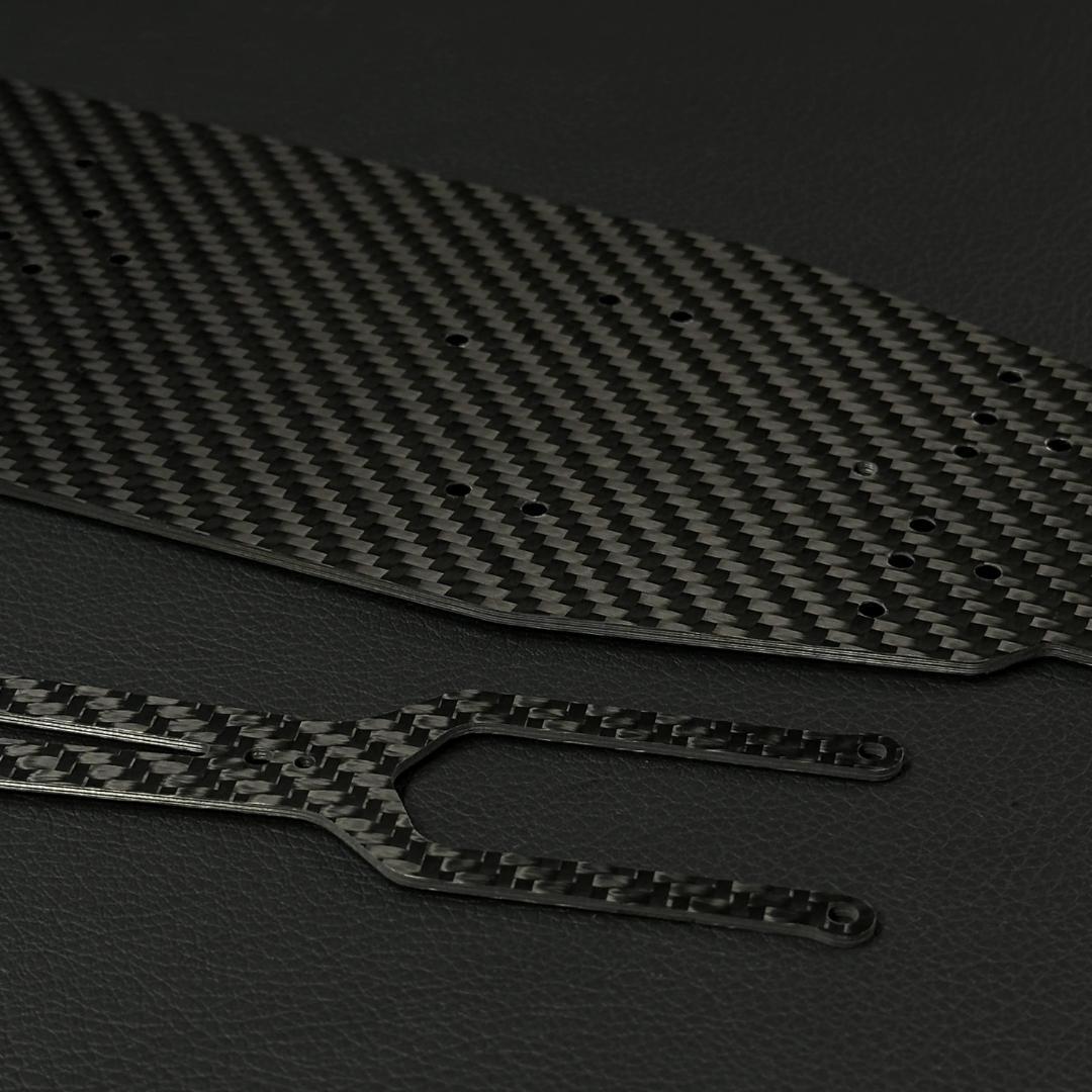 特注品 ヨコモ RD2.0 カーボンシャーシ 3.0mm + アッパ m2129