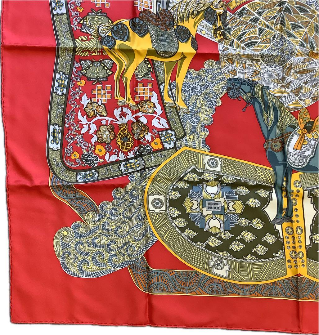 さ*こ様 【美品】HERMES エルメス スカーフ バンダナ 馬柄 レッド系