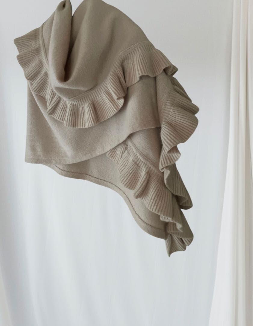 【美品】Chloéアンゴラウール ケープ大判ニット フリルストール半円形ポンチョ
