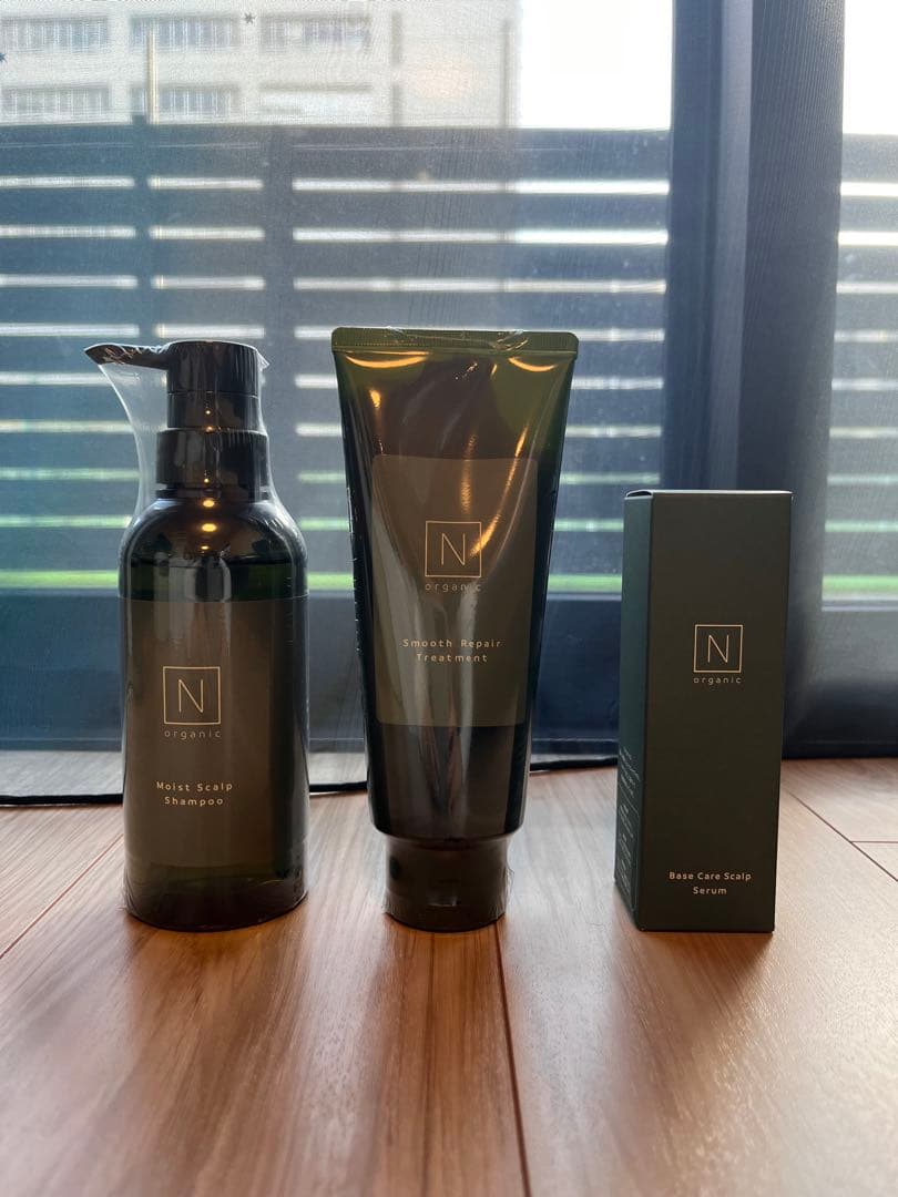 Nオーガニック モイストスカルプシャンプー　トリートメント　セラム