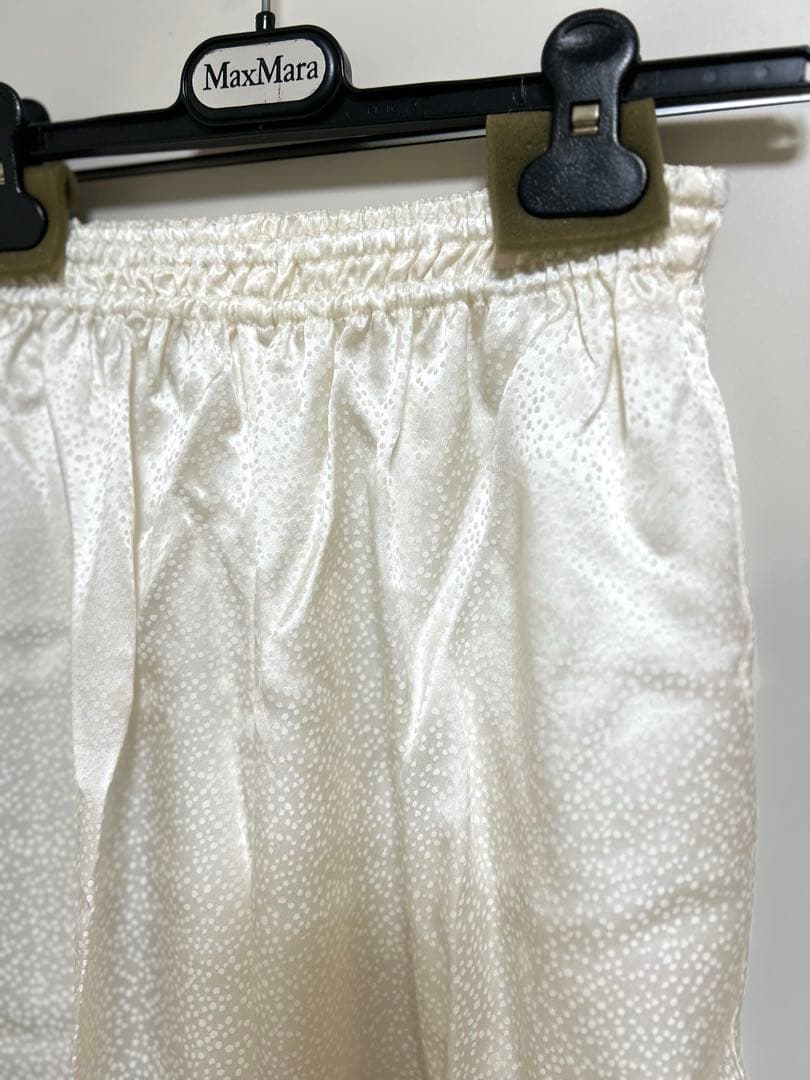 【新品未使用】タグ付　ワコール　ケサラ　パジャマ　シルク100% 上下セット