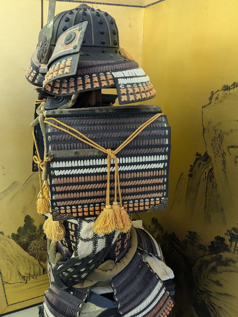 等身大 甲冑 鎧兜 鎧一式 甲冑 鎧櫃 鎧立付 面頰 赤糸大縅鎧 全高170cm