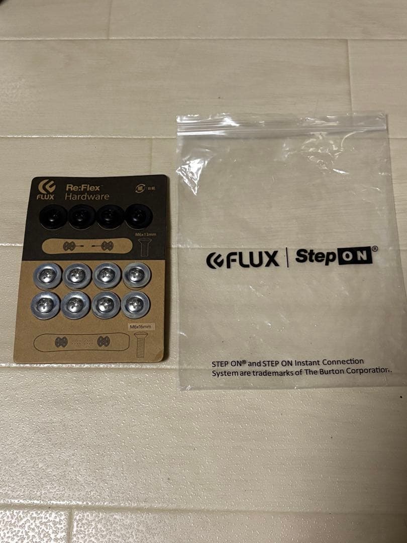 FLUX DS STEP ON®ステップオン STD Mサイズ 黒/白 箱付
