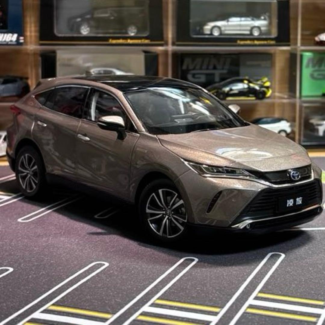TOYOTA特注 1⁄18 トヨタ ハリアー (スティールブロンド 1/18 トヨタ