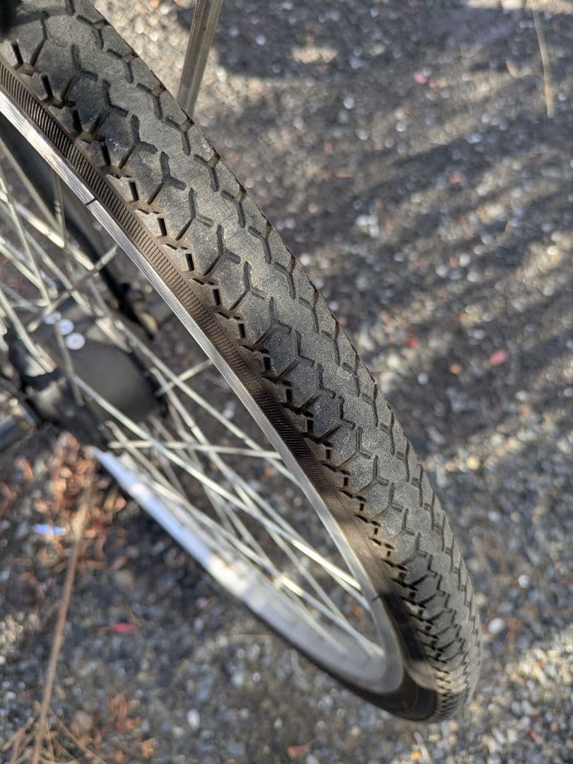 直接引取限定】電動アシスト自転車 後輪タイヤ、チェーン類新品