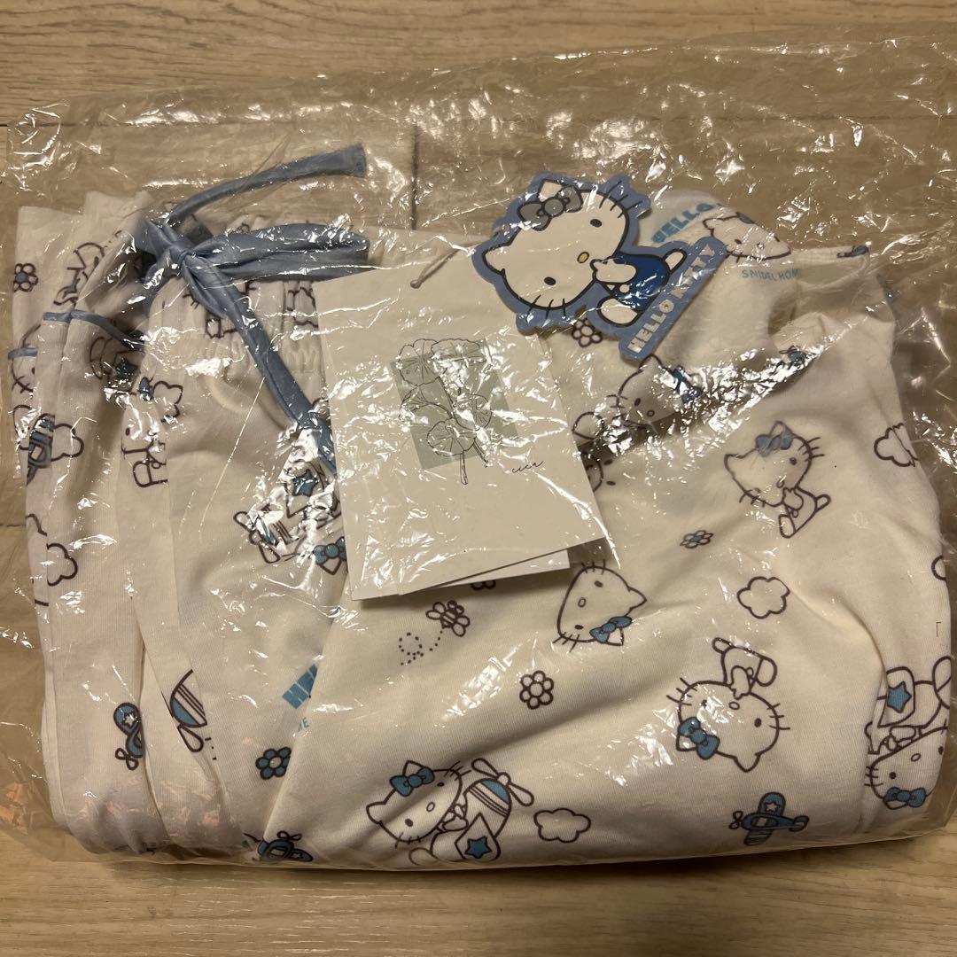 【HELLO KITTY】　総柄開襟シャツ　総柄ロングパンツ　　SAX 上下