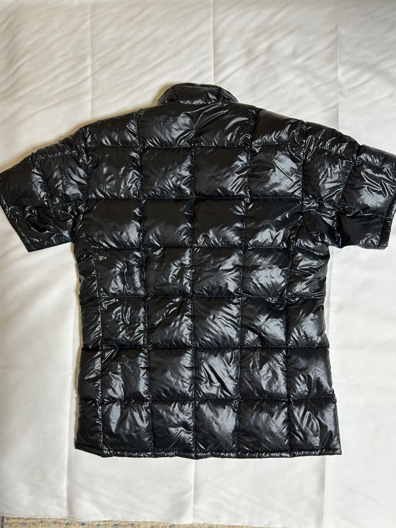 モンベル ダウンジャケット ハーフスリーブ 黒 Mサイズ