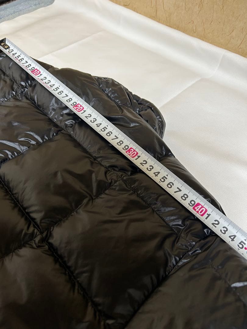 モンベル ダウンジャケット ハーフスリーブ 黒 Mサイズ