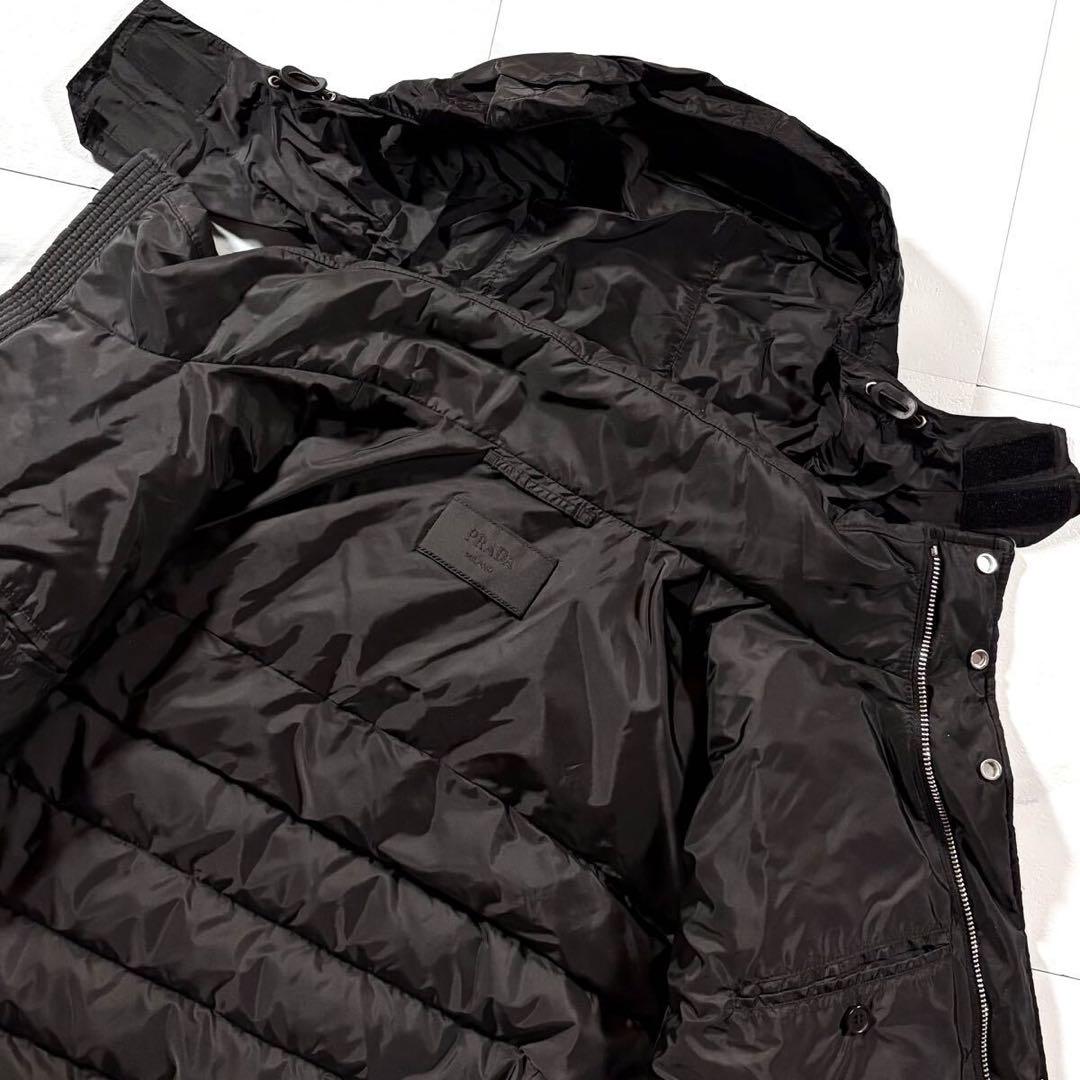 PRADA プラダ ジップアップ ダウンジャケット 三角ロゴプレート
