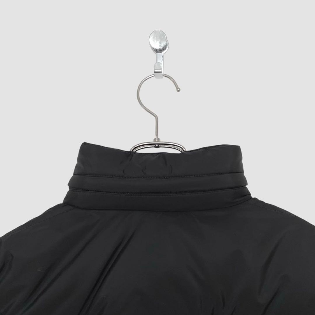 PRADA プラダ ジップアップ ダウンジャケット 三角ロゴプレート