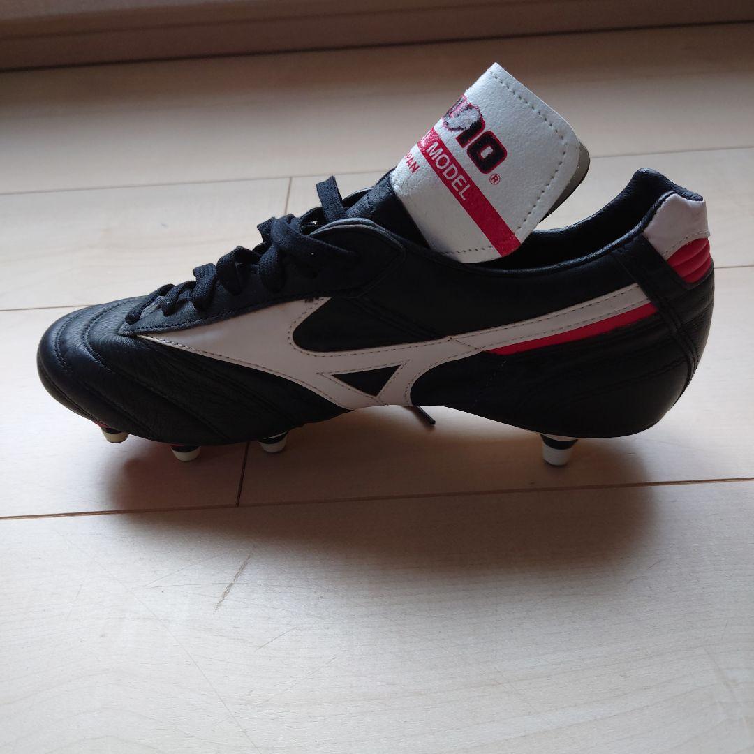【旧品・未使用品】サッカースパイク MIZUNO モレリア 26.0cm