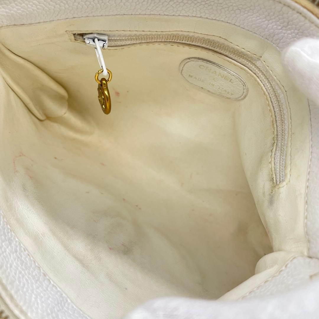 CHANEL シャネル キャビアスキン ココマーク ポーチ w10