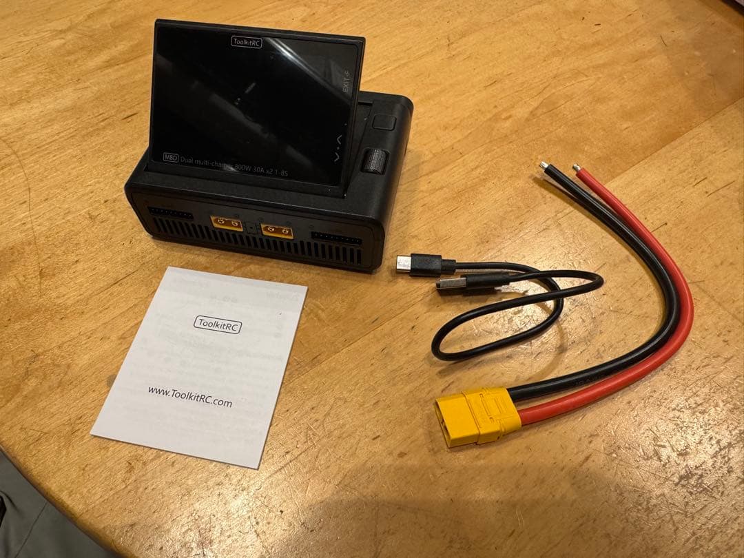 充電器　ToolkitRC M8D デュアルチャンネル　急速充電器