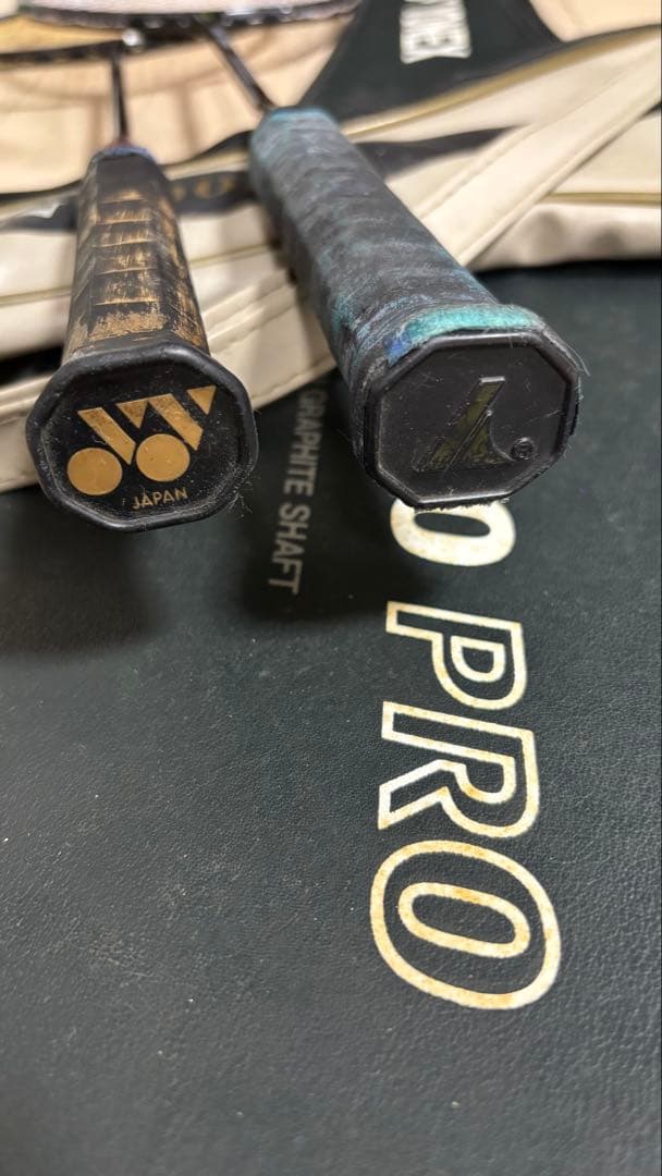 バトミントン ラケット2本 YONEX CARBONEX20 PROKENNEX