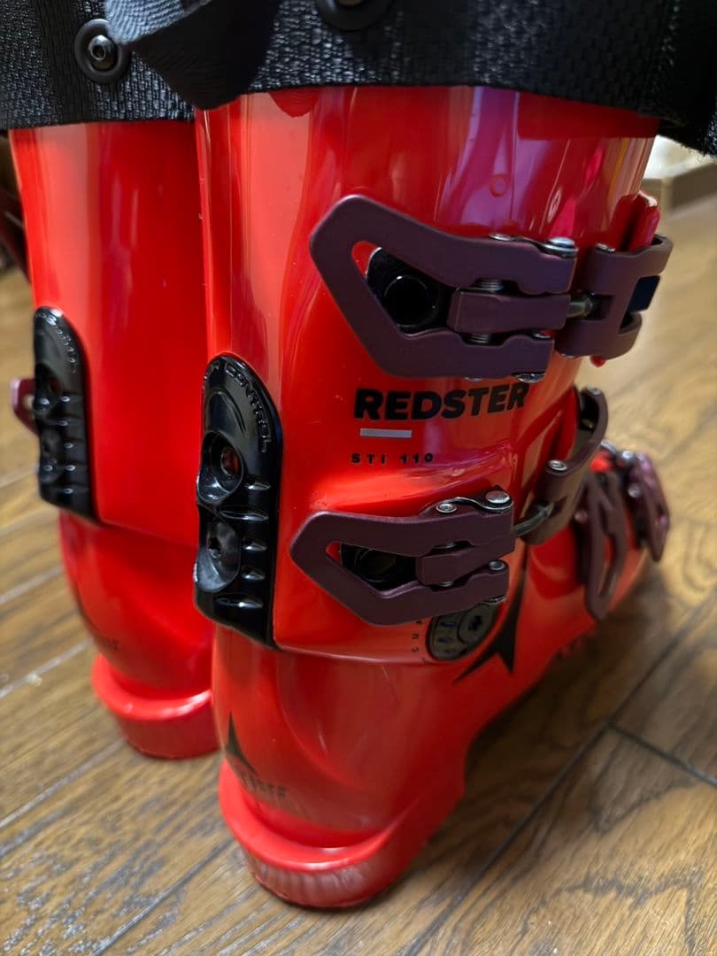ATOMIC REDSTER sti110 24-25シーズンモデルスキーブーツ