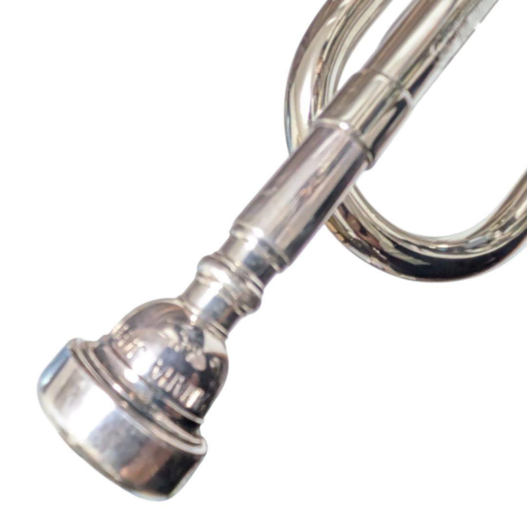 美品 ヤマハ トランペット YTR-136 シルバー マウスピース付