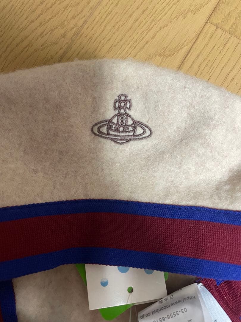 新品タグ付き　Vivienne Westwood ベレー帽