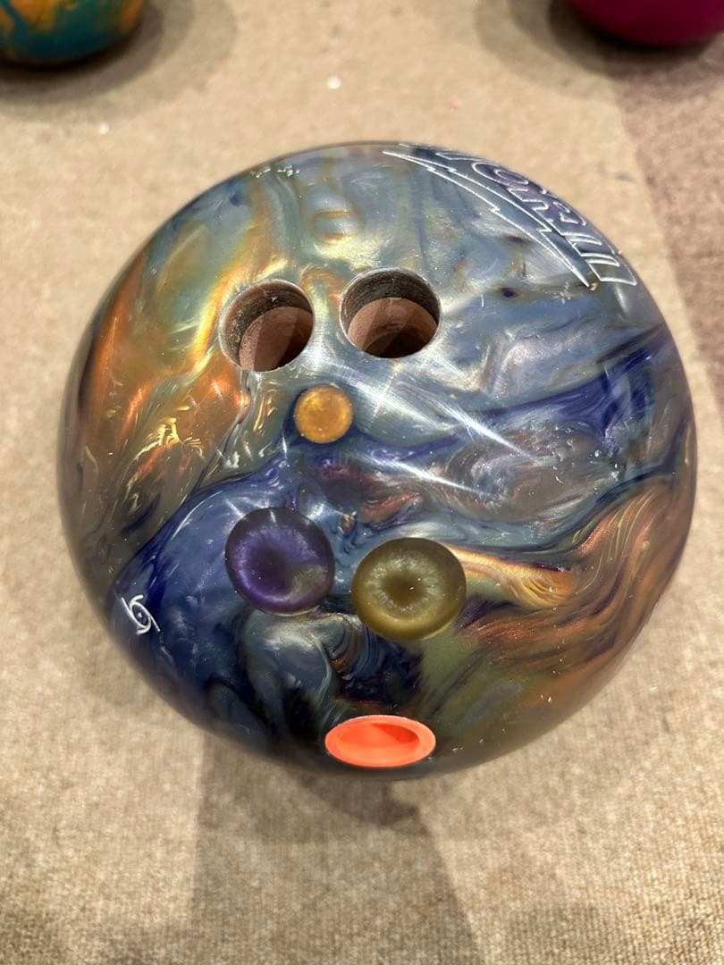 ☆美品☆ ストーム イクイノックス ボウリング ボール 15ポンド - メルカリ