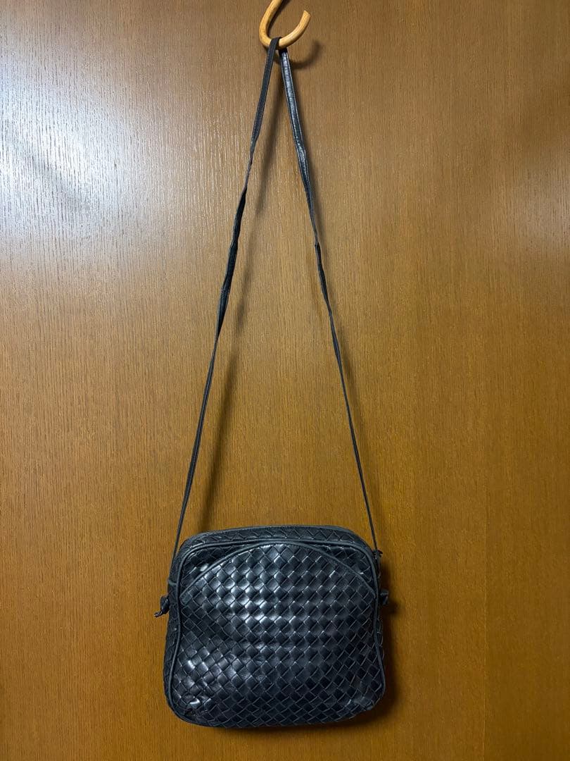 ボッテガヴェネタ イントレチャート　ショルダーバッグ