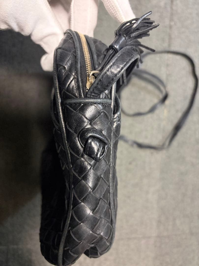 ボッテガヴェネタ イントレチャート　ショルダーバッグ