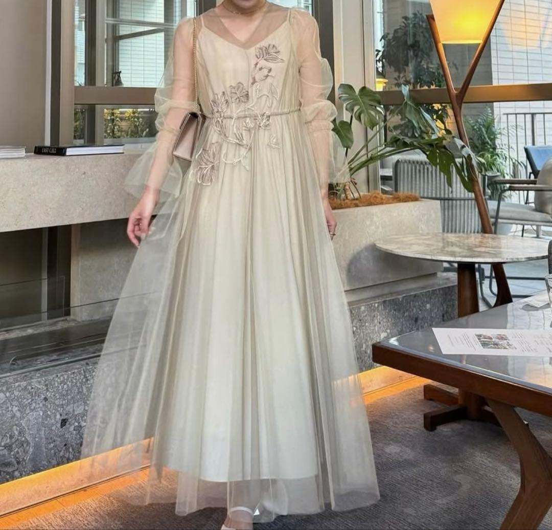 LE'RURE 1周年ドレス 完売ノベルティネックレス付き - メルカリ