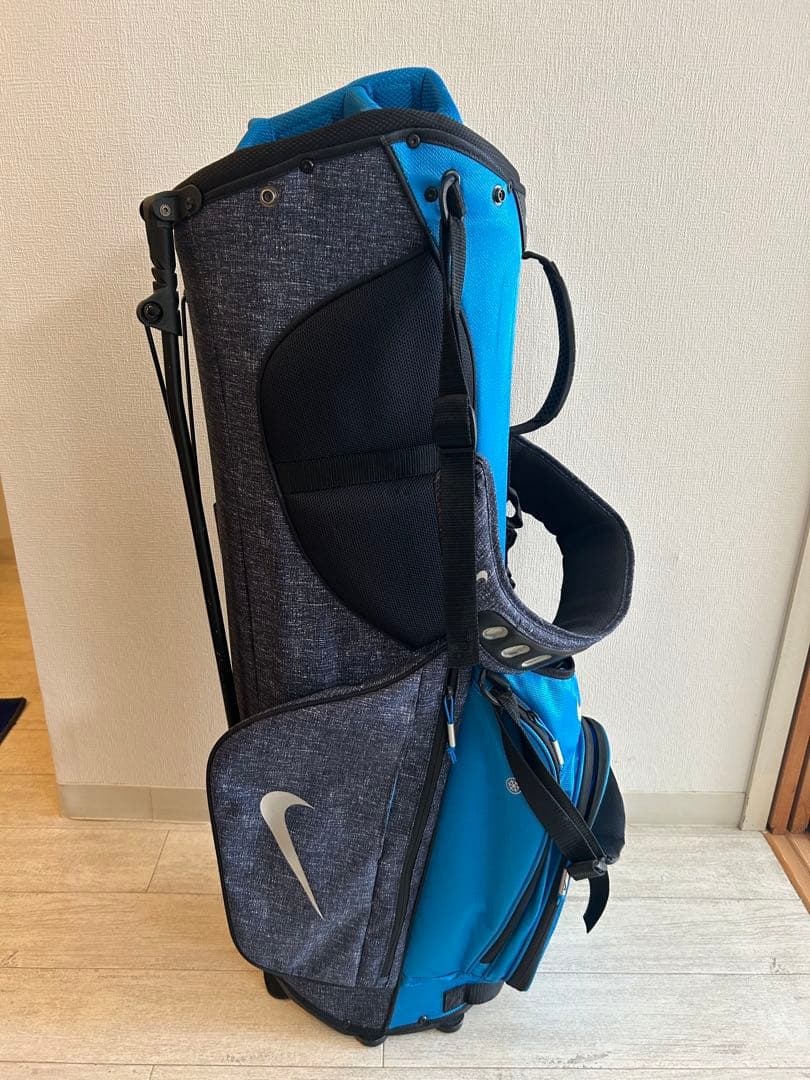 Nike スタンド式ゴルフバッグ