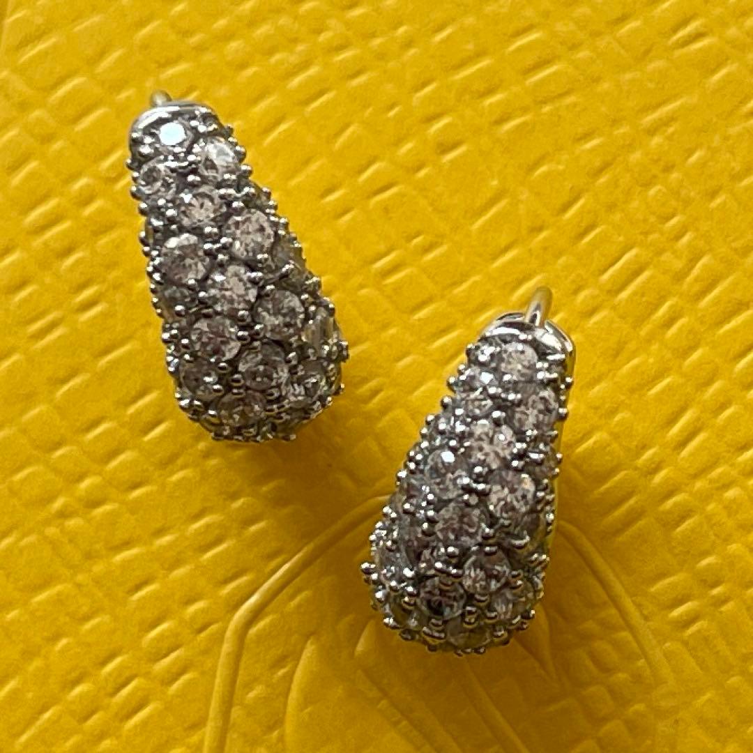 美品【定価2.2万】スワロフスキー ピアス Sublima シルバー 正規品