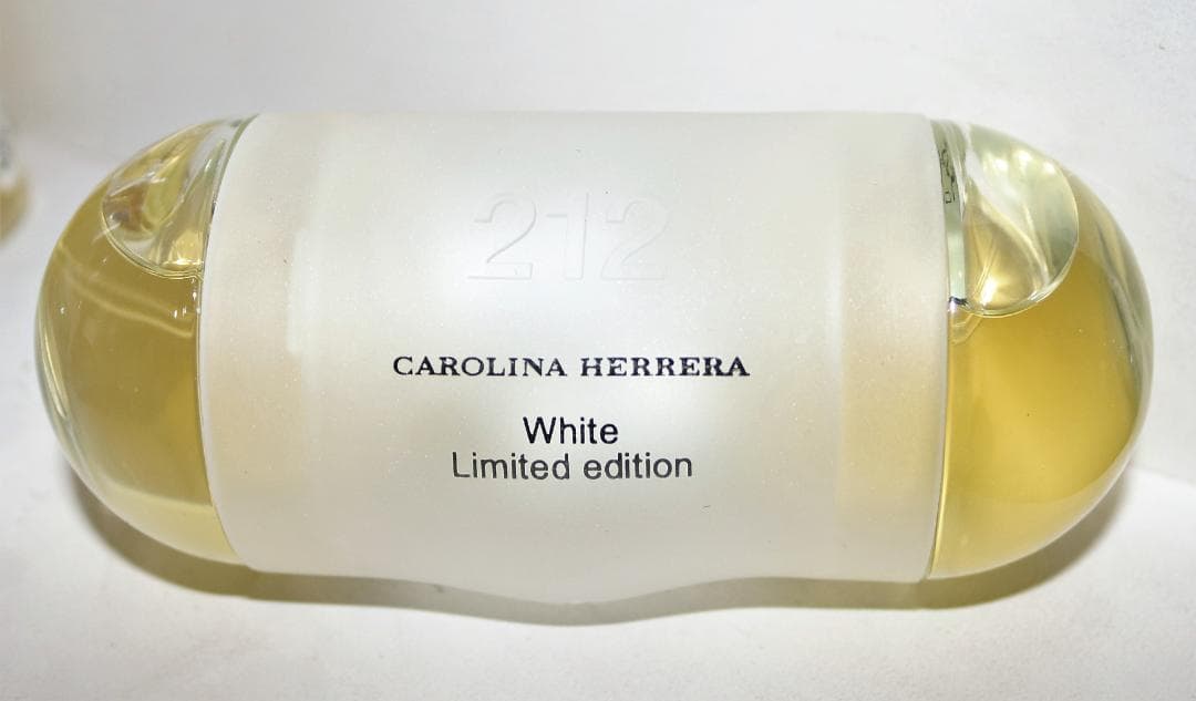 レア品】 ❤️キャロライナ ヘレラ 212 オンアイス EDT 30ml×2 - メルカリ