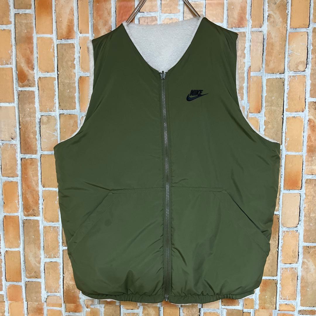 201NIKEリバーシブルベスト ナイキボアモコモコウインタライズドス
