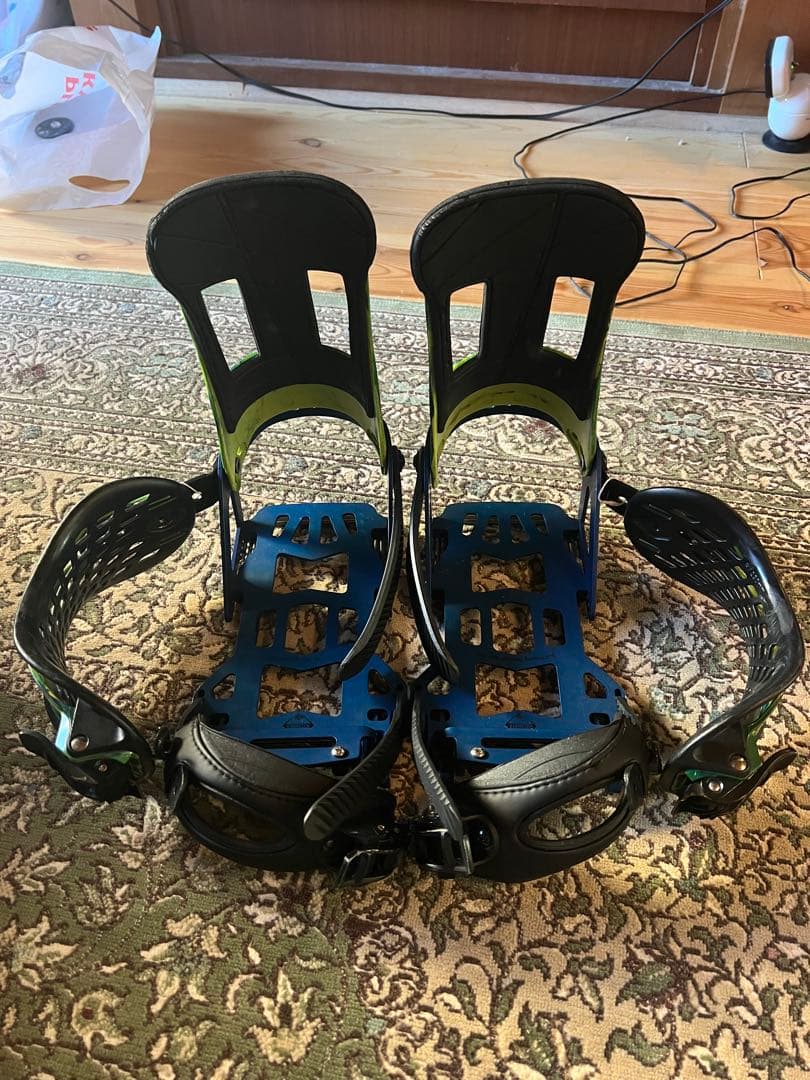 バートン　スプリット　バインディング　m 限定カラー