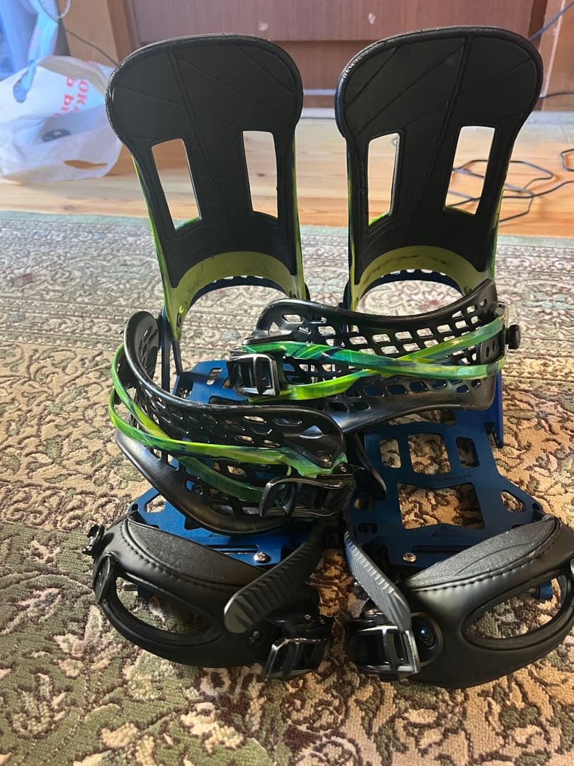 バートン　スプリット　バインディング　m 限定カラー