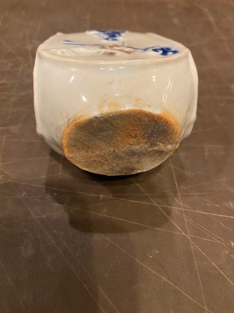 染付水滴・筆置き一体型　鑑賞台付　　一輪挿し　茶器小物　ヴィンテージ　　レア