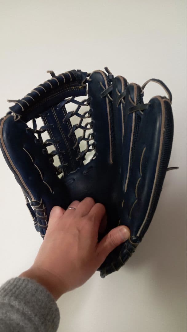 出口雄大選手使用グローブ