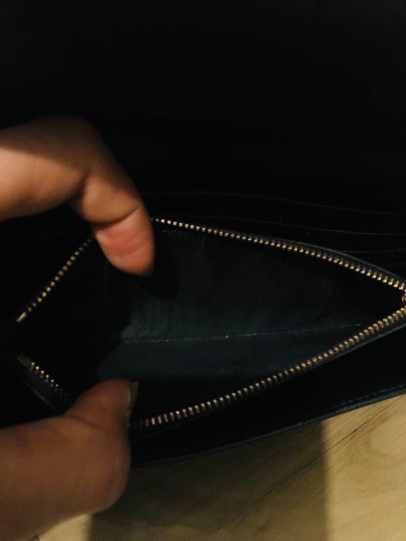 PRADA ブラック 長財布 サフィアーノレザー