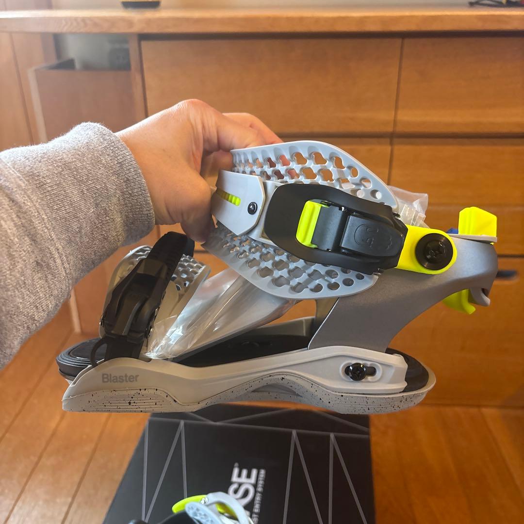 Bataleon blaster FASE MLサイズ TOGRAYビンディング