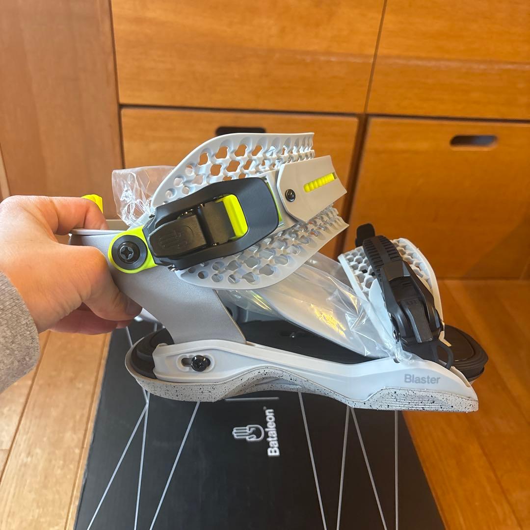 Bataleon blaster FASE MLサイズ TOGRAYビンディング