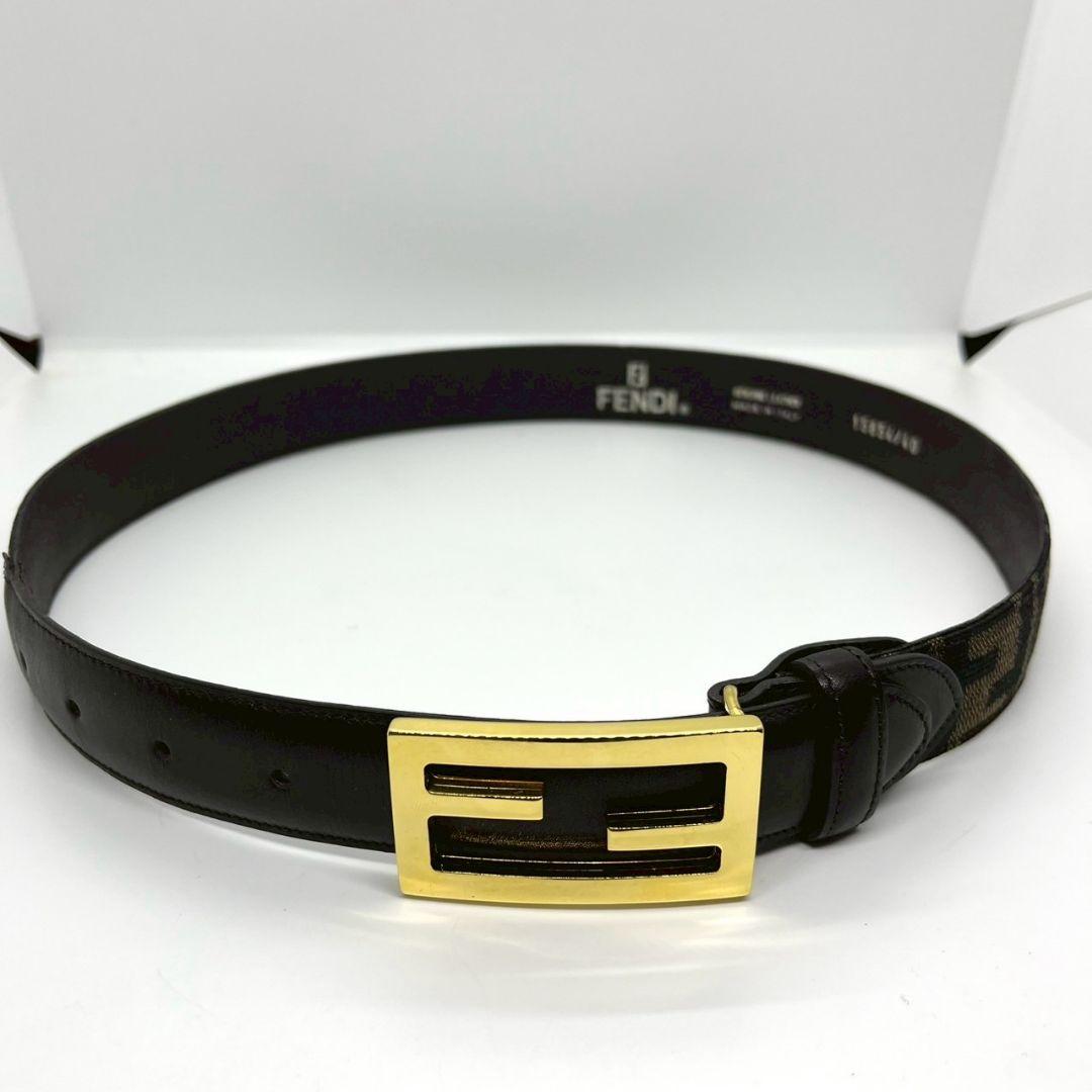 【未使用級】フェンディ　ベルト　FF柄　ズッカ柄　ズッキーノ　バックル　ロゴ金具