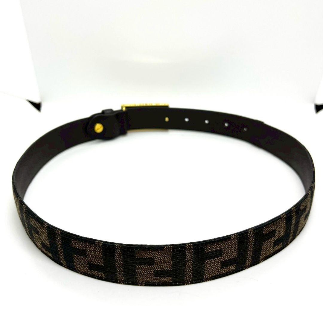 【未使用級】フェンディ　ベルト　FF柄　ズッカ柄　ズッキーノ　バックル　ロゴ金具