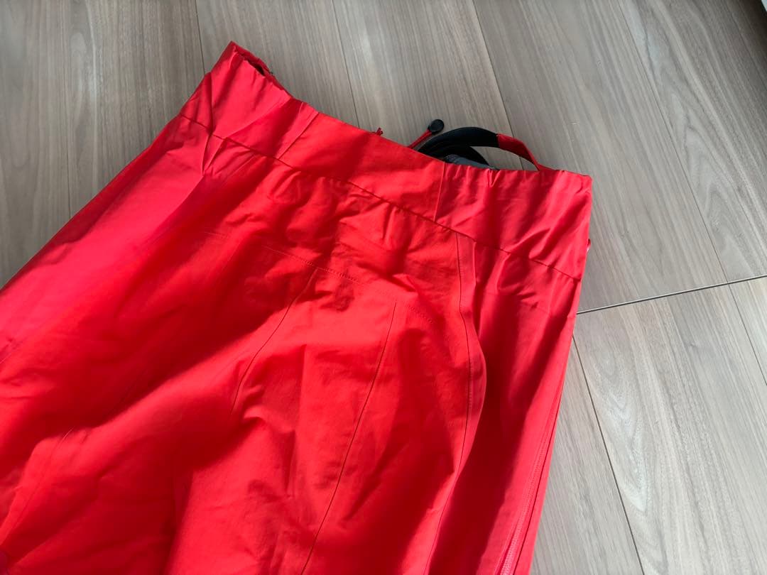 ★最高峰★アークテリクス　シータSV ゴアテックスプロ　ビブパンツ　スキー　雪山